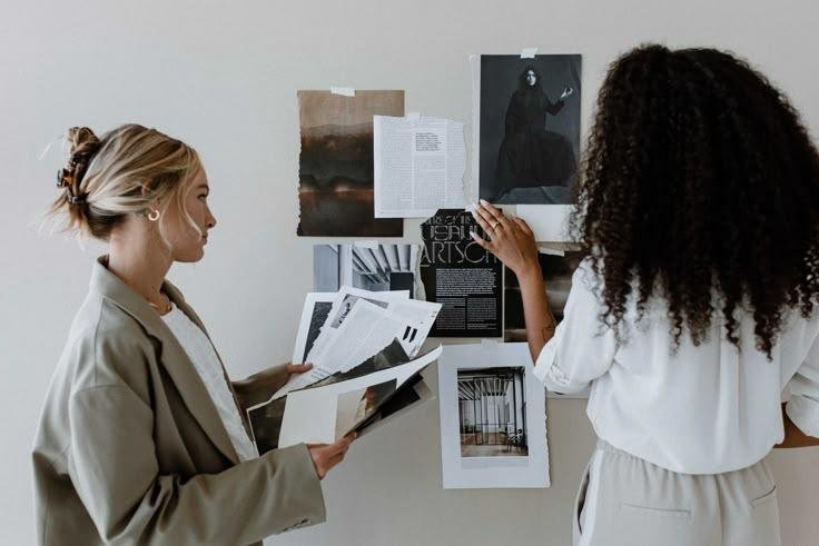 Behind the Seams: <br>Inside the Fashion Buying Process.